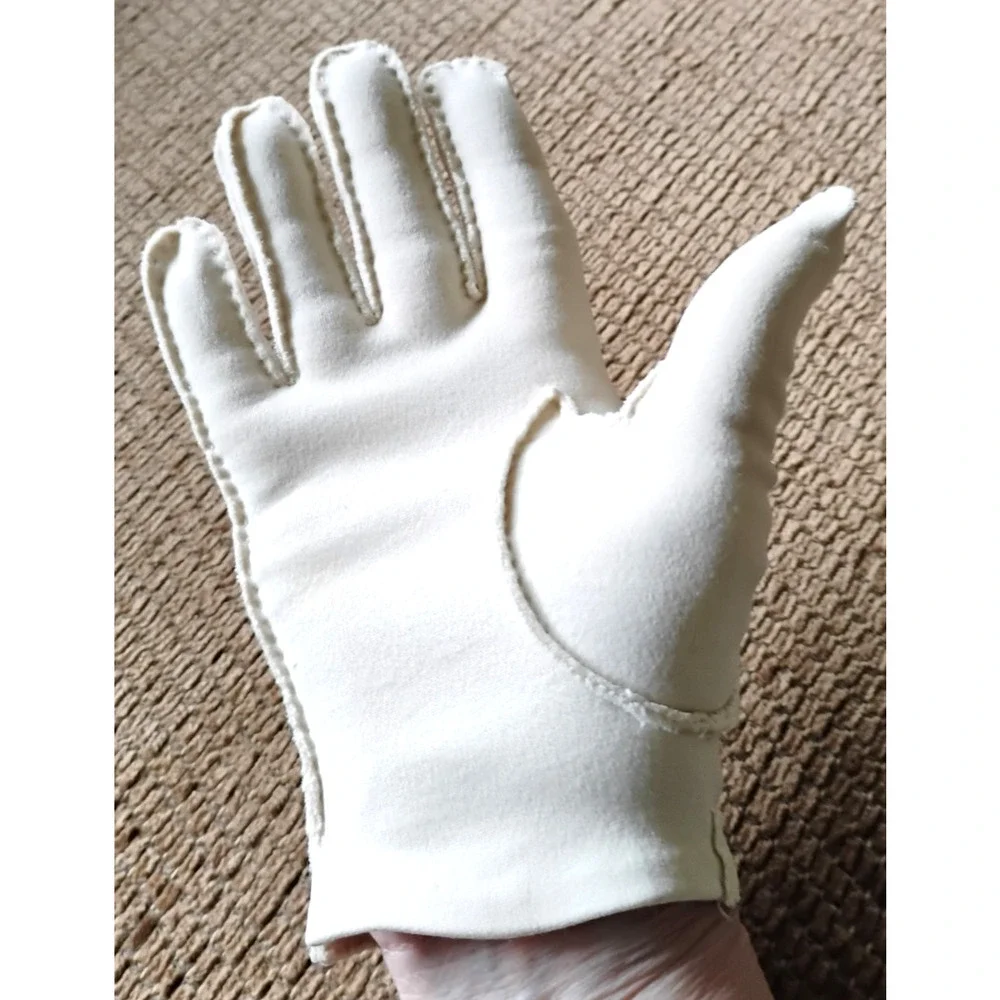 Vintage Handmade Classic Cotton Wrist Gloves Cream Small Pearlcore Rockabilly